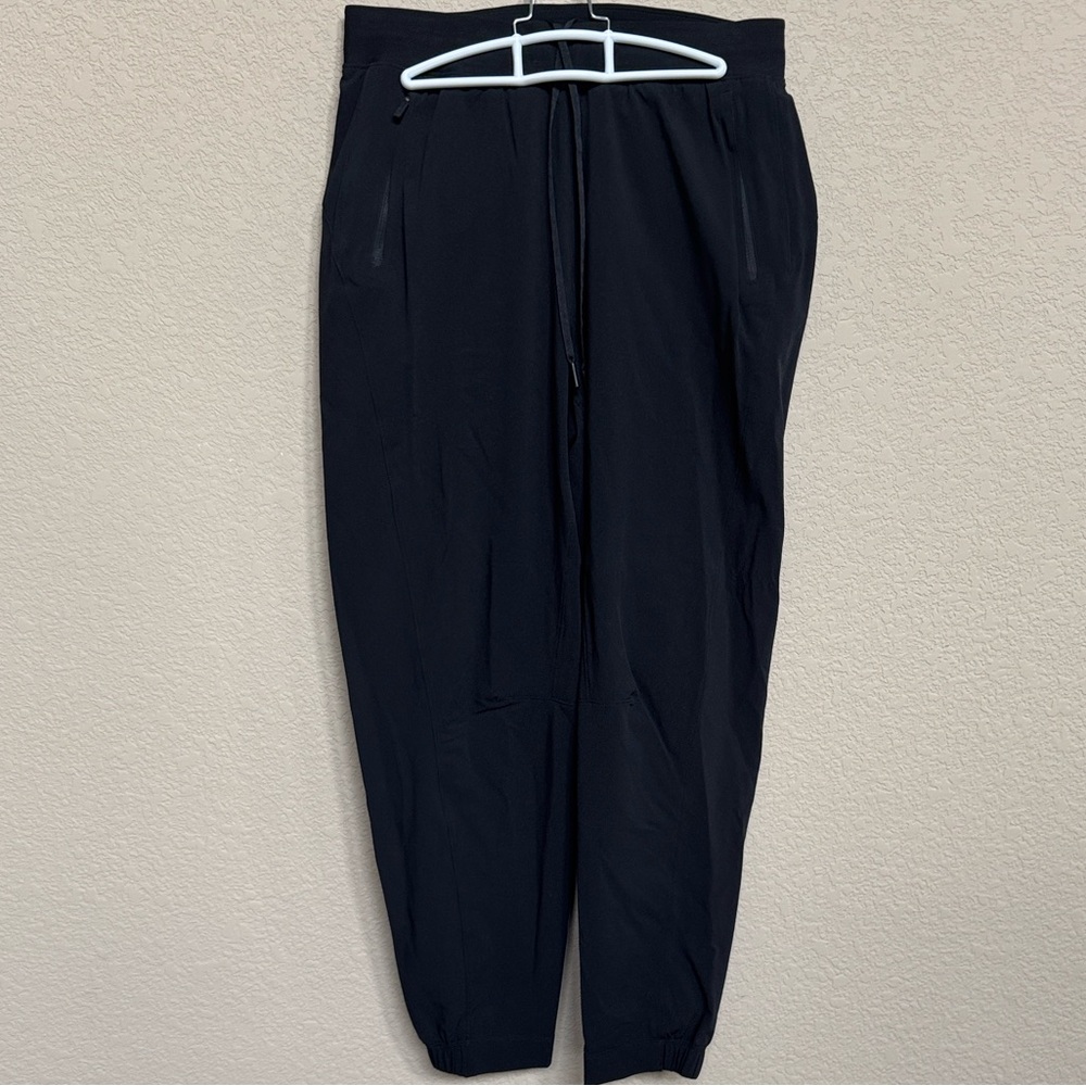 Lululemon Black Joggers • Size 10 • Like New